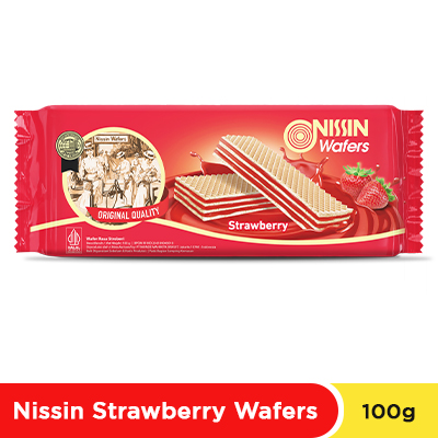 Nissin Strawberry Wafers 100 gr